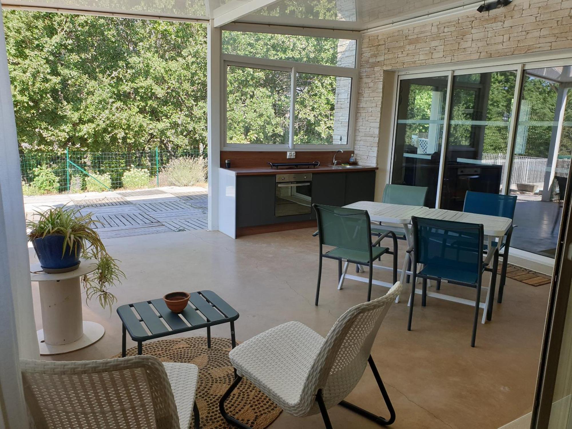 Le Clos Du Grand Chene - Gites 4 Etoiles - Saint-Marcel-d'Ardeche Zimmer foto